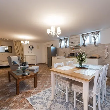 Apartamento Sutomiscica 13872c