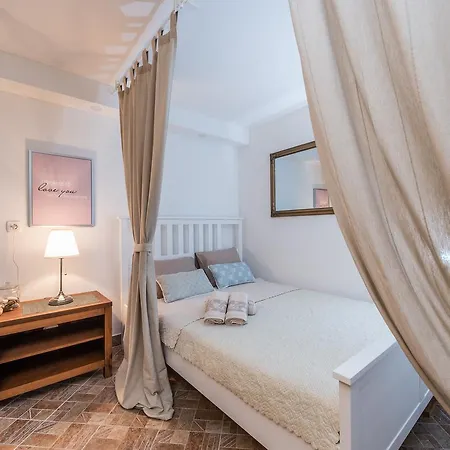 Sutomiscica 13872c Apartamento *